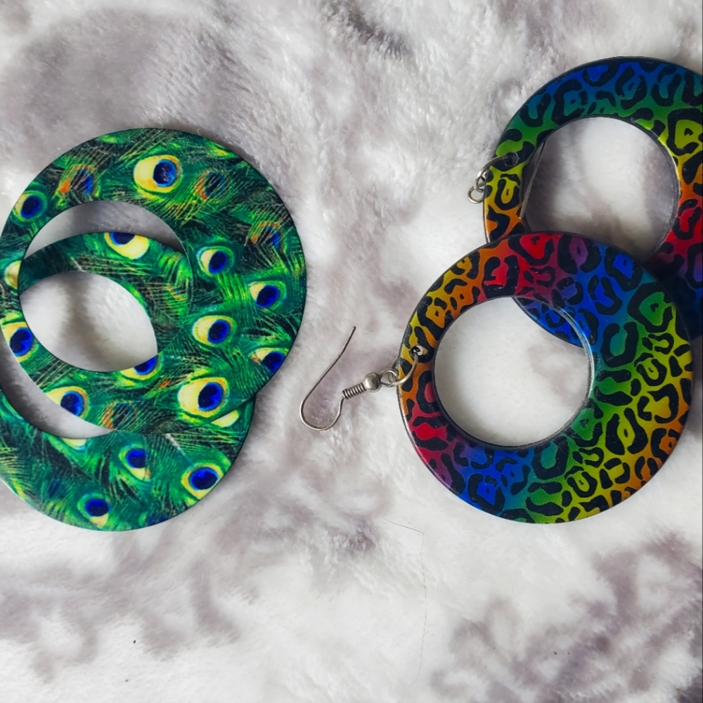 Hoop dangle earrings